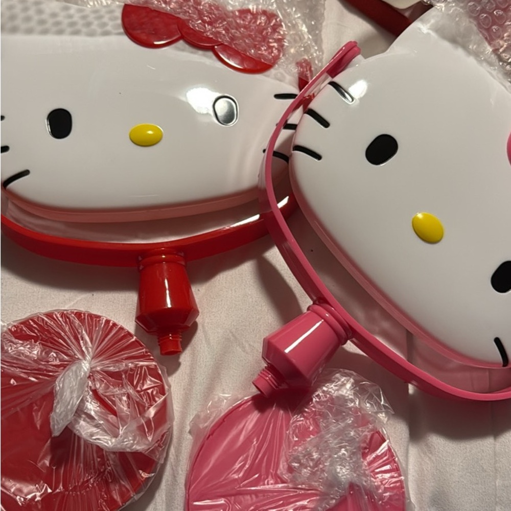 Hello kitty mirror and hair accessories